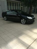 Opel Astra Sommerreifen 225/40 ZR18 auf Alufelgen 7.5Jx16H2 ET 37 Rheinland-Pfalz - Mendig Vorschau