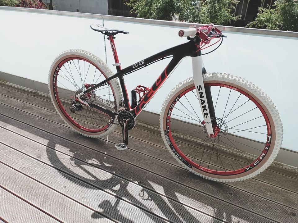 Felt 29 Zoll Laufrad XTR MTB Carbon Grösse S Carbonrahmen 16 Zoll in Ettringen