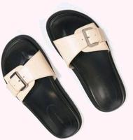 BERSHKA Slider Sandalen - mit schnalle Niedersachsen - Lingen (Ems) Vorschau