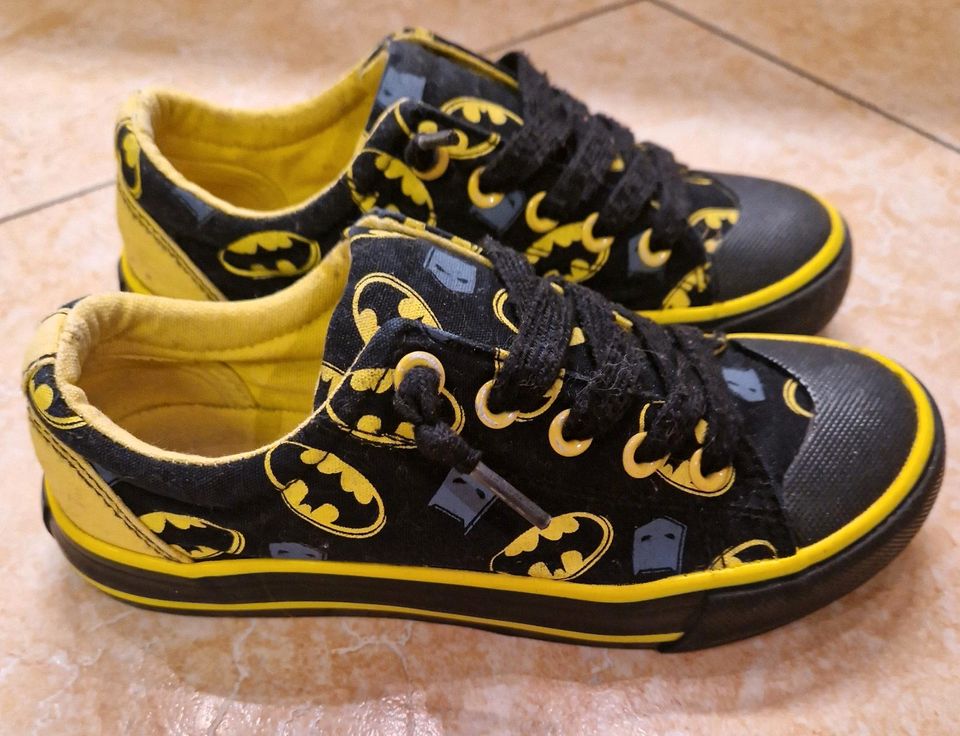 Neuw.*** Batman Schuhe von EMP, Gr. 32 in Fürstenwalde (Spree)