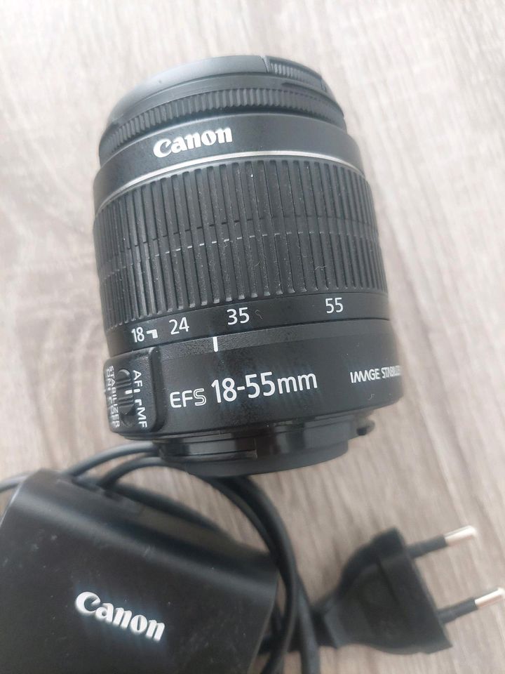 Canon EOS 1100D mit Zubehör in Köln