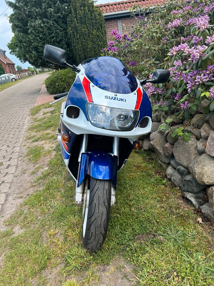 Suzuki GSXR 750 SRAD in Stuhr