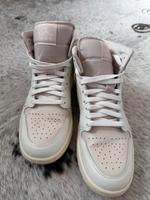 Nike Air Jordan One Mid Weiß/Beige Thüringen - Waltershausen Vorschau