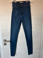 Skinny Jeans Levi‘s Gr. 28 dunkelblau Bayern - Türkheim Vorschau