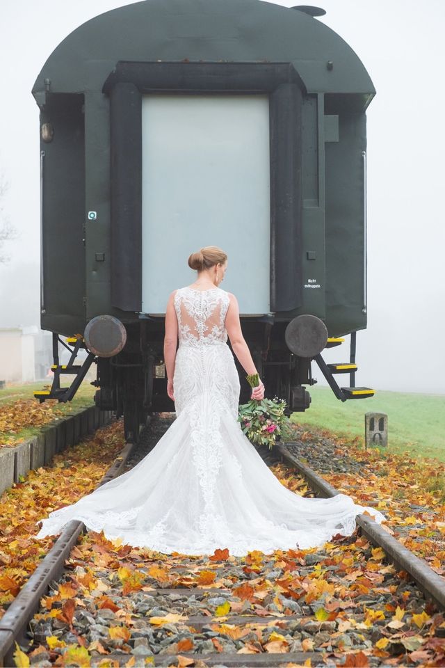 Brautkleid Eddy K. Ivory in Buttenwiesen