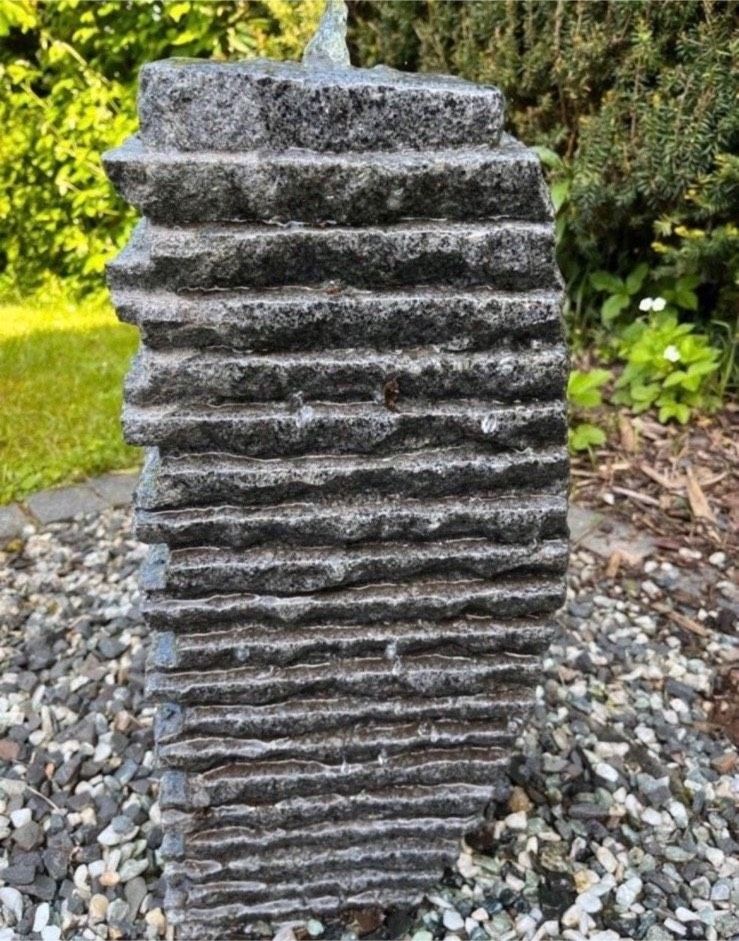 Granit Brunnenstein, neuwertig in Kenn