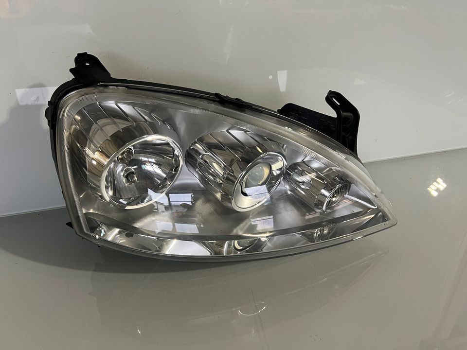 Scheinwerfer Opel Corsa C 0096726 rechts Frontscheinwerfer Lampe in Wilnsdorf