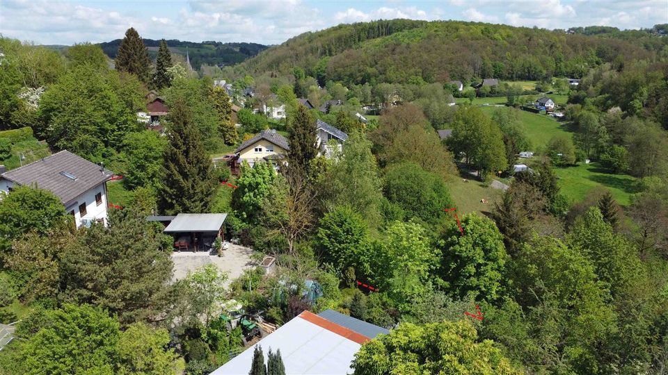 Preiswertes, sofort bebaubares Baugrundstück in herrlicher Naturlage! in Morsbach