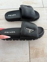 Wie neu! Prada Pantoletten schwarz 37/38 Lindenthal - Köln Lövenich Vorschau