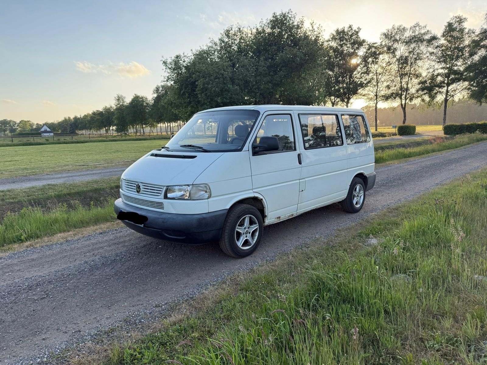 Abbildung des Autos VW T4 Multivan 1.9 Diesel