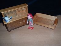 Verschiedene MöbelSets + Einzelteile aus Holz für ein Puppenhaus Nordrhein-Westfalen - Kirchhundem Vorschau