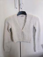 Flauschige Strickjacke von Zara in Größe S Feldmoching-Hasenbergl - Feldmoching Vorschau