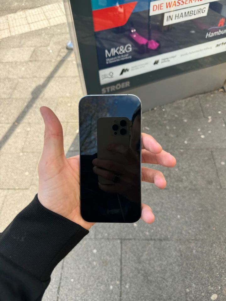 iPhone  14 pro 256 in Bremerhaven