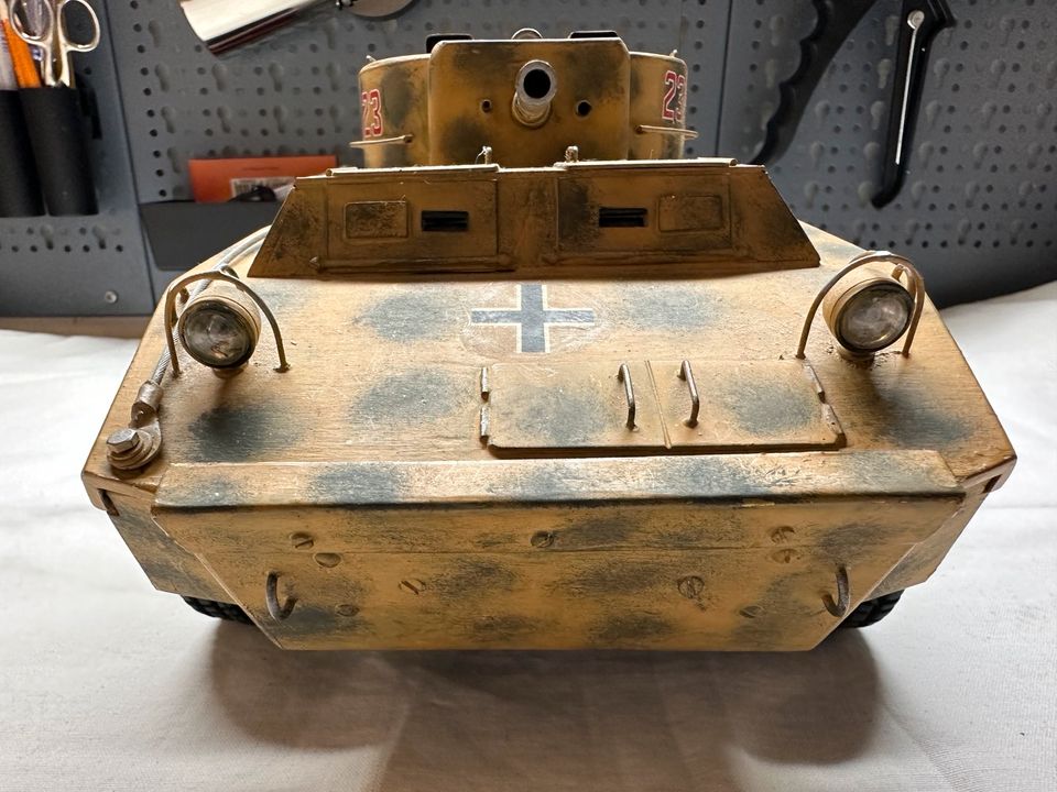 RC Panzerspähwagen Radpanzer Wehrmacht US Army Ford M8 Modell in München