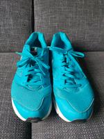 Nike türkis Gr. 44 Turnschuhe Hessen - Gladenbach Vorschau