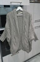 Cardigan, lange Strickjacke, Strickjacke,  Zopfmuster  grau Sachsen - Elstra Vorschau