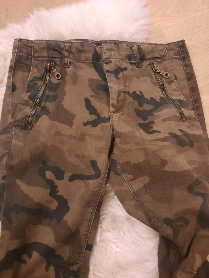 Zara Hose camouflage in Rostock