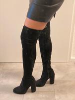 Overknee Stiefel schwarz Velourlederoptik Gr. 38 Baden-Württemberg - Reilingen Vorschau
