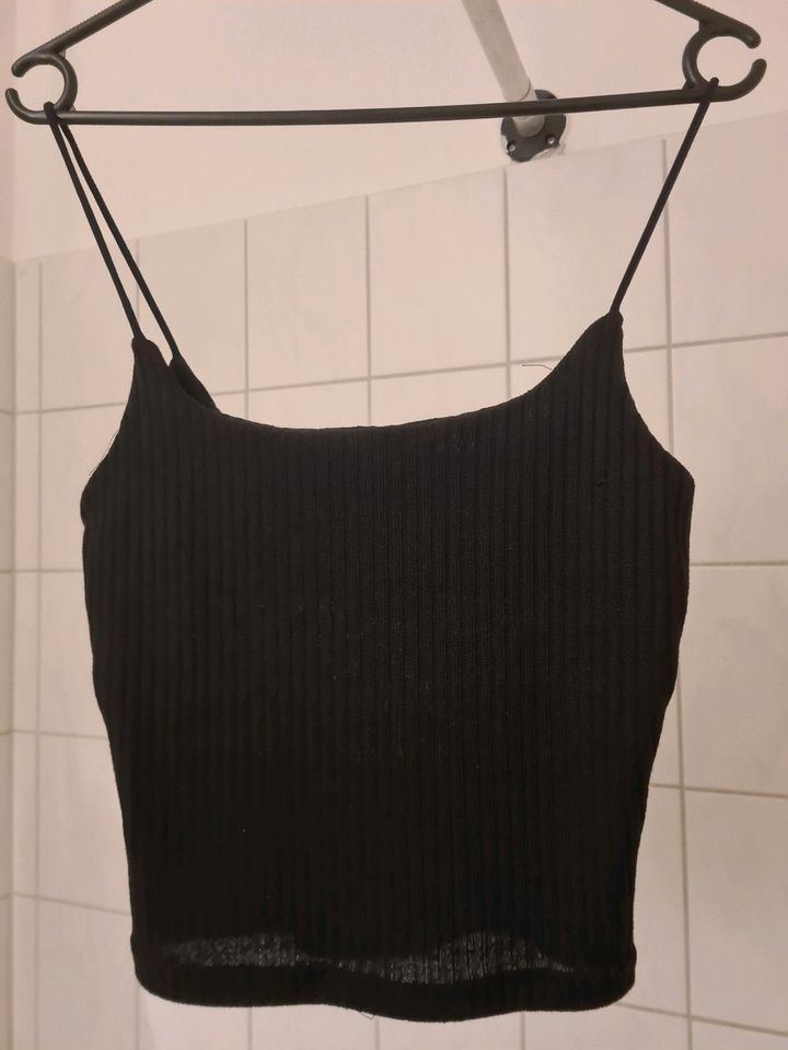 Cami Top schwarz in Soltau