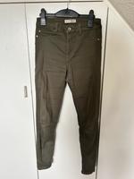 Hose Khakigrün Gr. 34 Nordrhein-Westfalen - Herne Vorschau