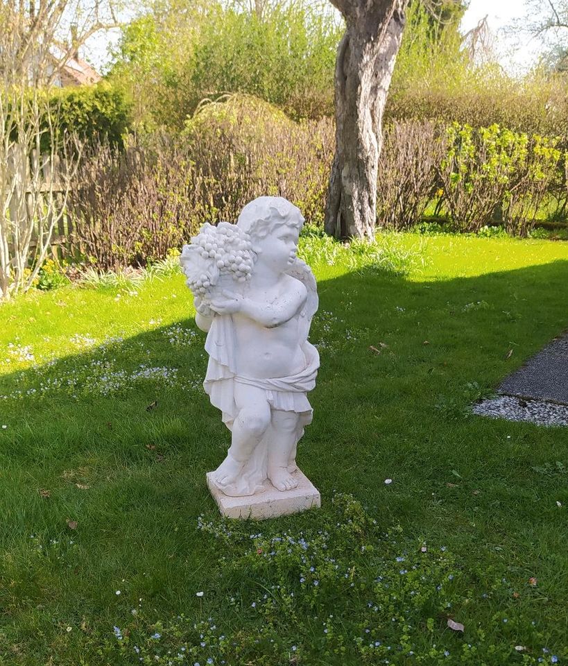 Gartenfigur Steinfigur Putte, nur Abholung in Fuchstal