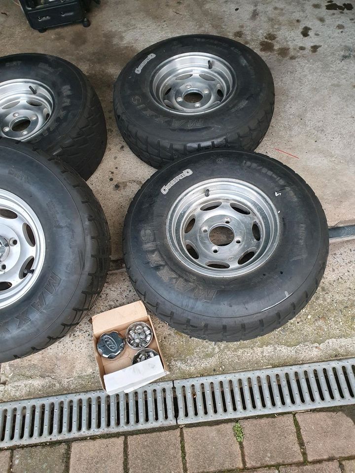 Alufelgen mit guten Reifen für ein  Quad/Lof in Willingshausen
