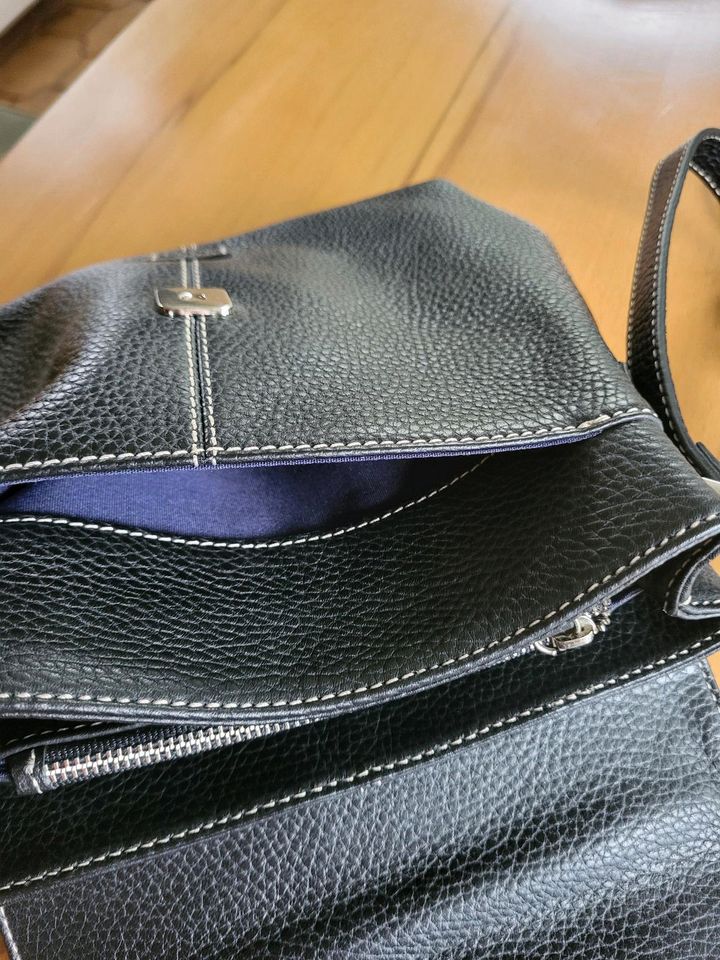 Schwarze Joop Lederhandtasche in Blaubeuren