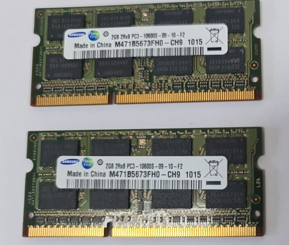 RAM Samsung Arbeitsspeicher 2x 2GB 2Rx8 PC3 - 10600S in Berlin