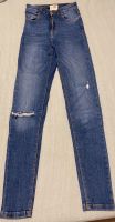 Tally Weijl Jeans blau Gr. 34 Niedersachsen - Berumbur Vorschau