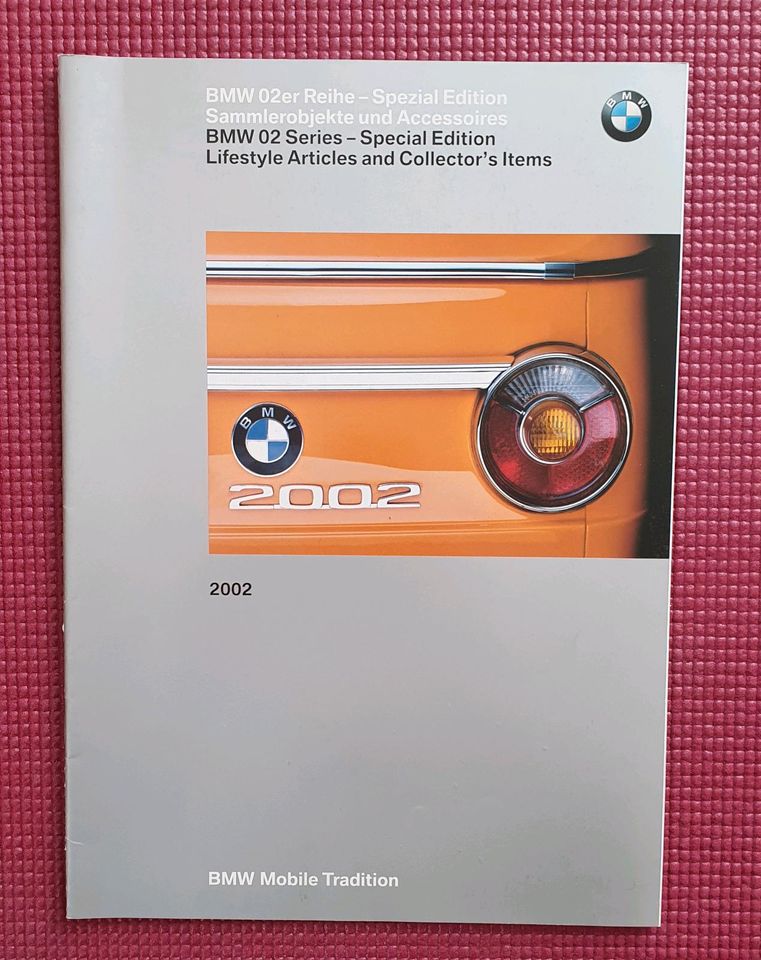 BMW Prospekt Katalog Heft Miniatur Modell Auto Lifestyle in Neufahrn