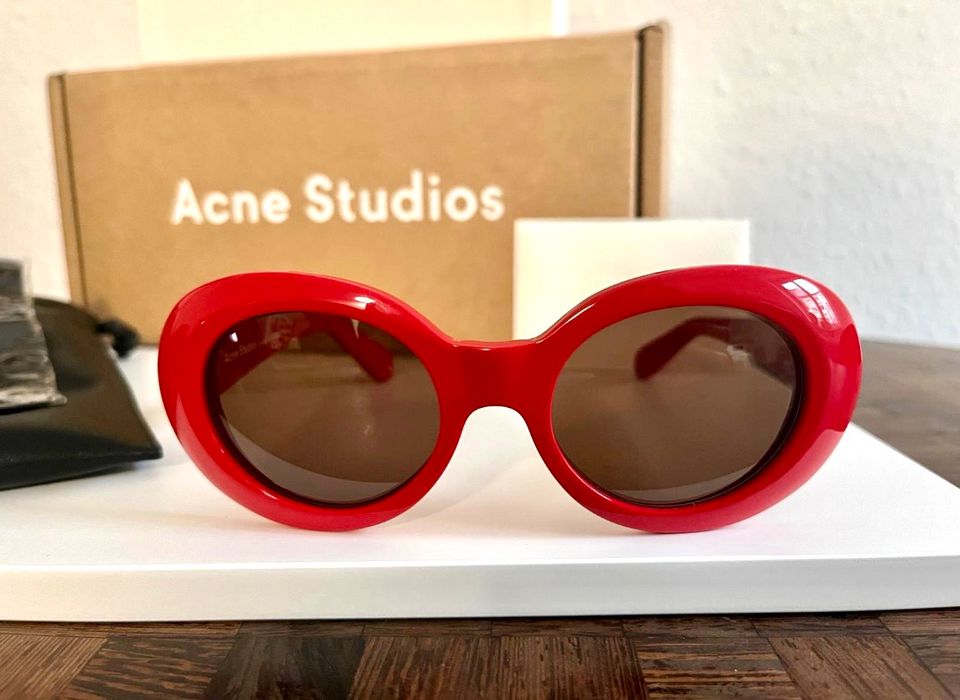 Acne Studios Sonnenbrille Mustang Limited Red Kurt Cobain in Mannheim
