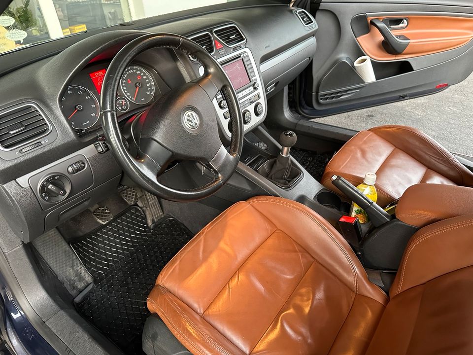 VW Eos 2.0 Cabrio in Fürth