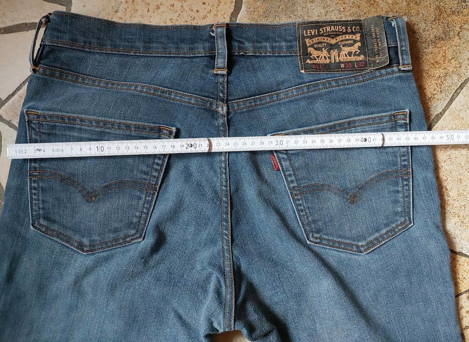 Levis Levi Strauss 511 W33 L32 Jeans Hose Levi's in Fürstenfeldbruck