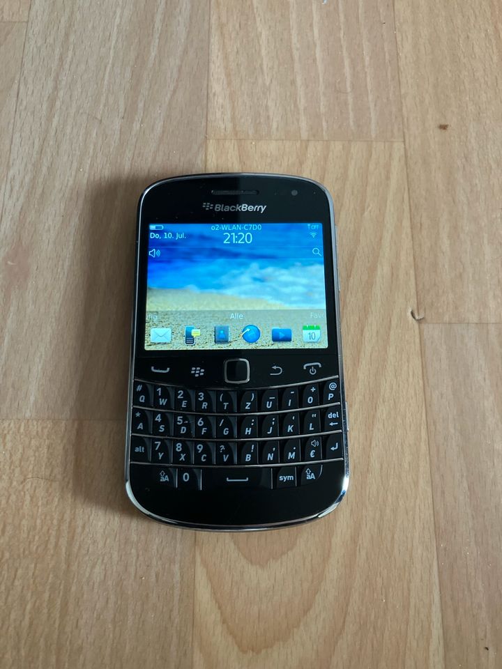 Blackberry Bold 9900 black 2 Akkus in Limburgerhof