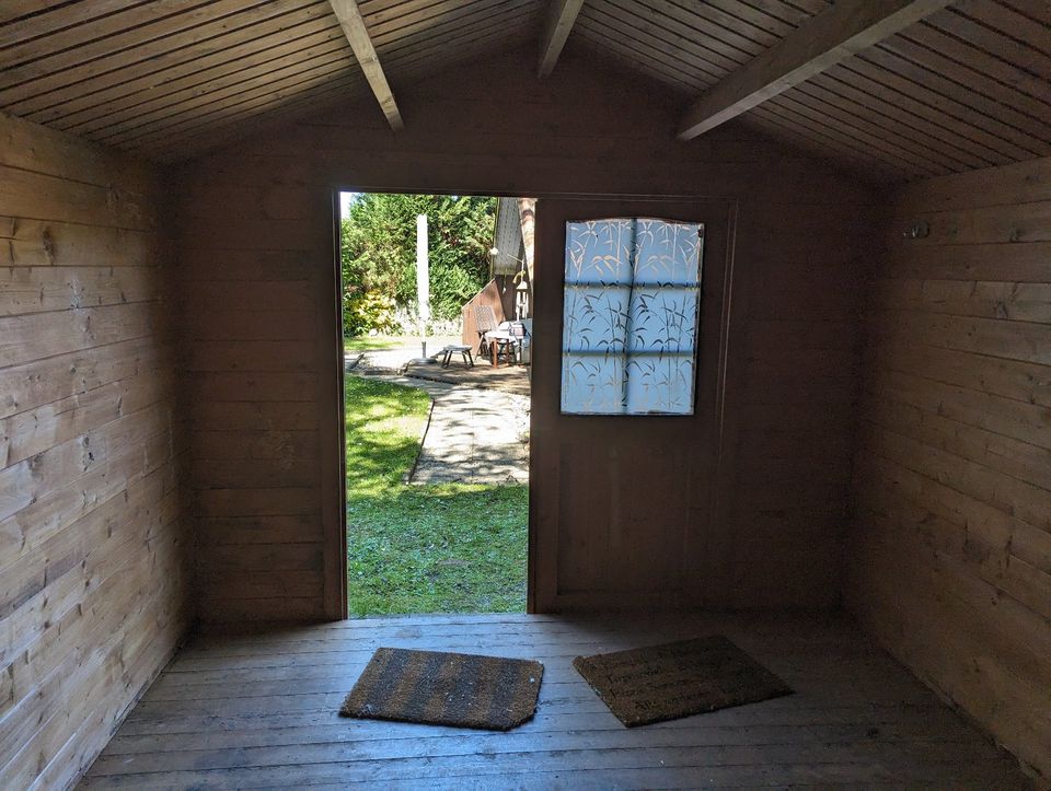 Gartenhaus Schuppen Gartenhütte aus Holz - zu verschenken in Brekendorf