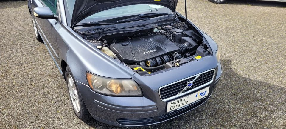 Volvo S40 Lim. 1.8 Kinetic Klimaautomatik PDC hinten in Beckum