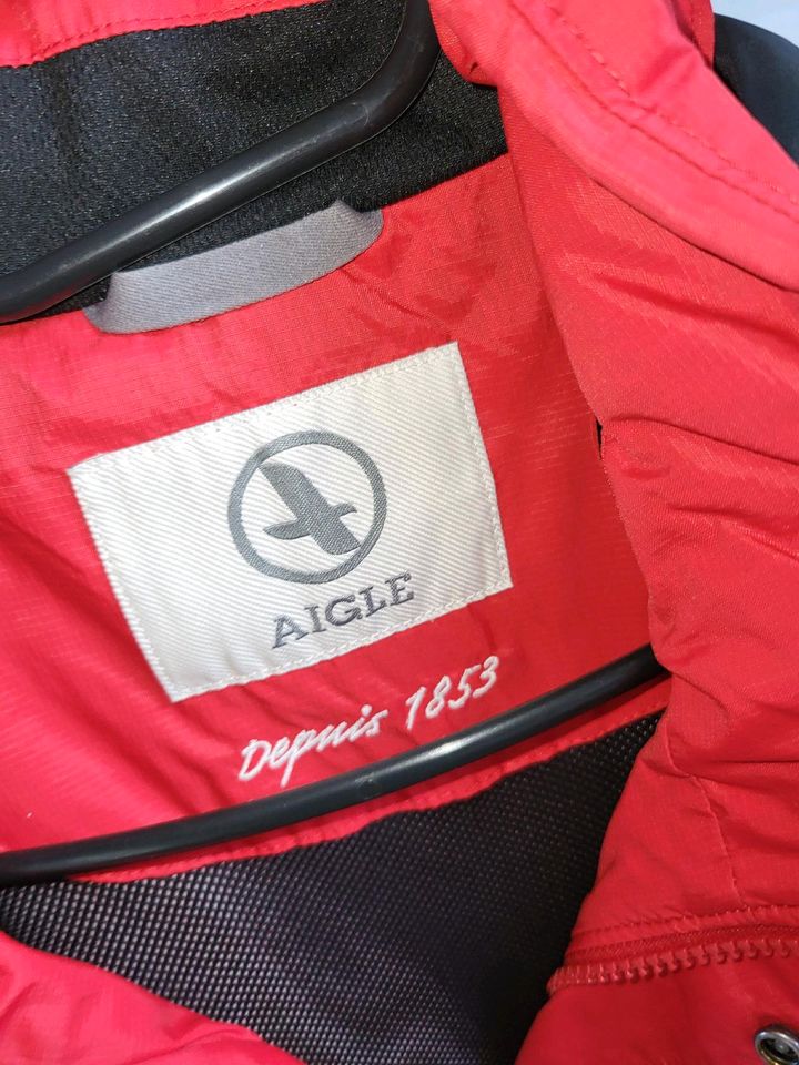 Damen  Jacke von Aigle  in Rot Gr 40/42 in Kerpen