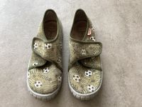 Super Fit Hausschuhe Schlappen Pantoffeln Kinderschuhe Kindergart Rheinland-Pfalz - Roschbach Vorschau