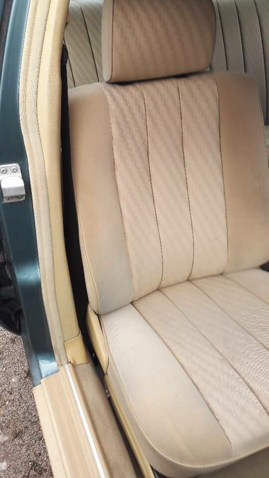 SUCHE Innenausstattung in CREME Stoff ( 055 ) für Mercedes W126 in Gößnitz