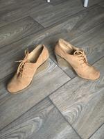 Keilabsatz Schuhe 36 beige Graceland Sachsen - Döbeln Vorschau
