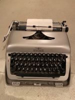 Adler Schreibmaschine im Hardcase Koffer mit Schlüssel Stuttgart - Möhringen Vorschau