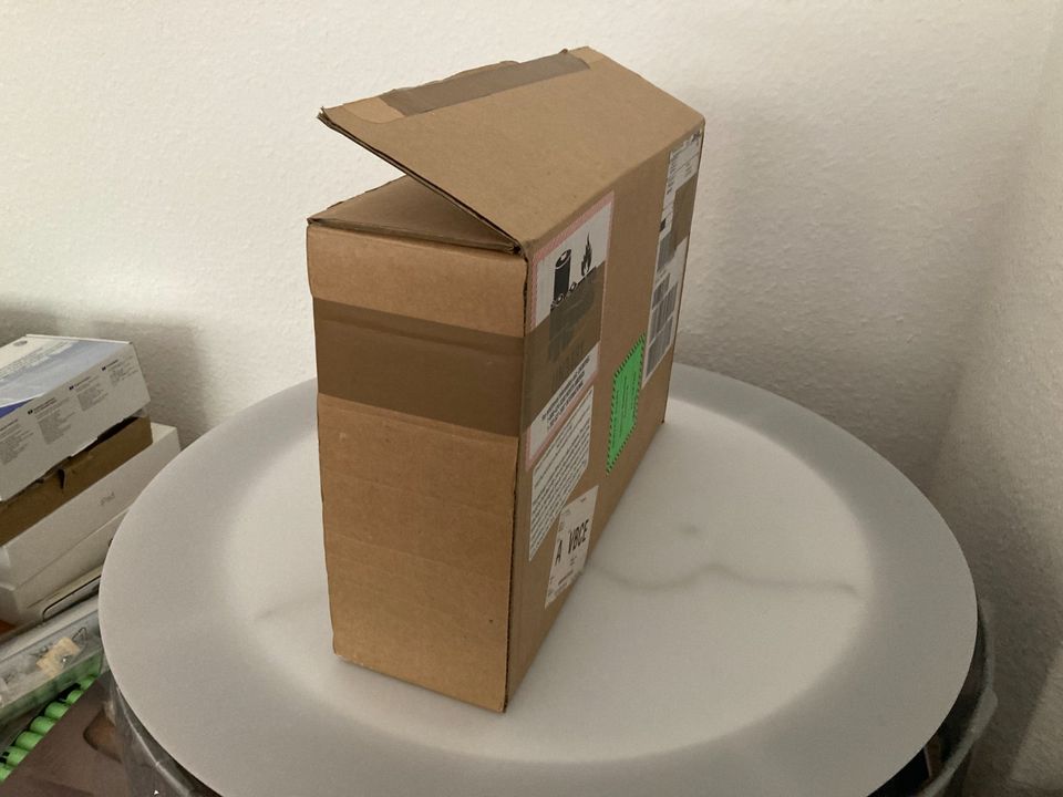 Macbook 2019 Verpackung NUR OVP in Leipzig