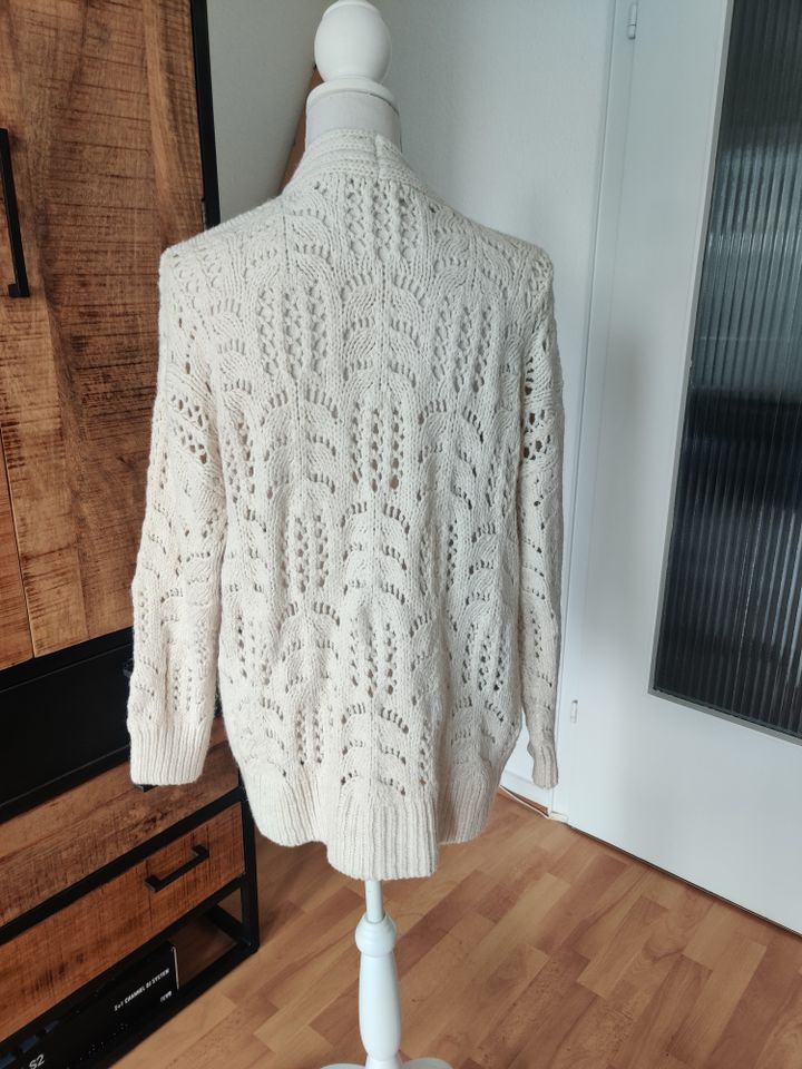 Mango Cardigan Gr. XS / S weiß creme Strick NEU Pulli Pullover in Düsseldorf