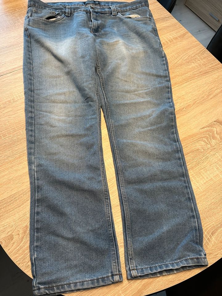 Blaue Jeans Gr 38/32 in Peine