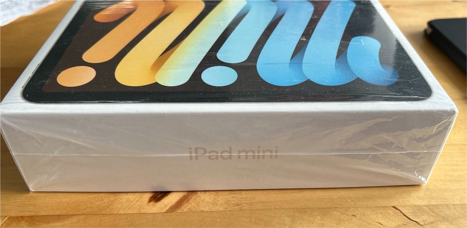 iPad Mini 6 Gold 64g WLAN mit 2nd Gen. Appel Pencil komplett ori in Frankfurt am Main