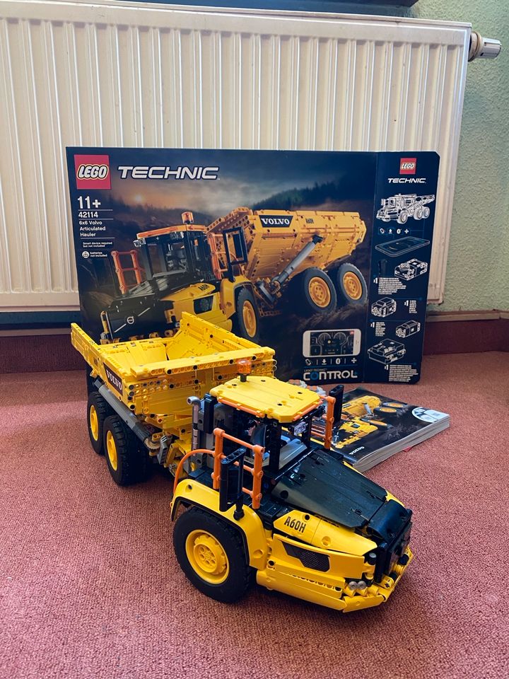 Volvo 6x6 Articulated Hauler - Lego Technic 42114 MIT OVP in Dresden