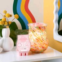 Scentsy Duftlampe Rainbow Twirl im Regenbogen Einzelstück SALE Nordrhein-Westfalen - Hopsten Vorschau