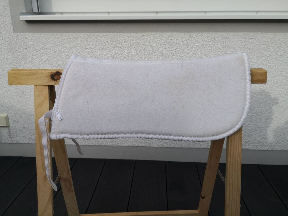 Sattelpad Sattelunterlage Korrekturpad Memory foam in Kirchdorf a.d.Amper