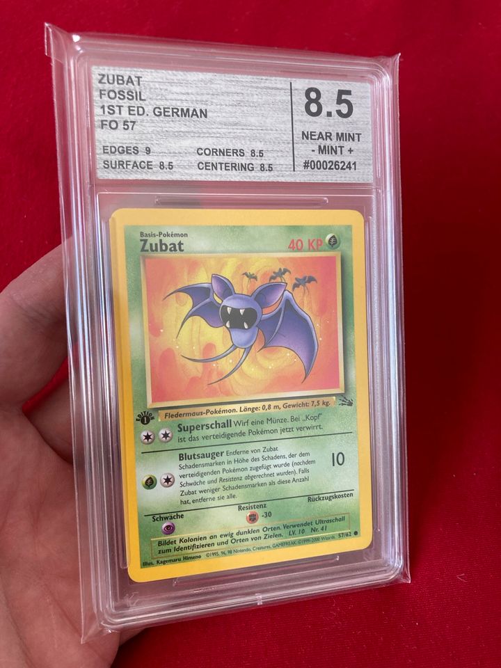 Pokemon Sammlung,8x Fossil 1st ed., alle CMG 8,5, je 20€ pro Stk. in Freilassing