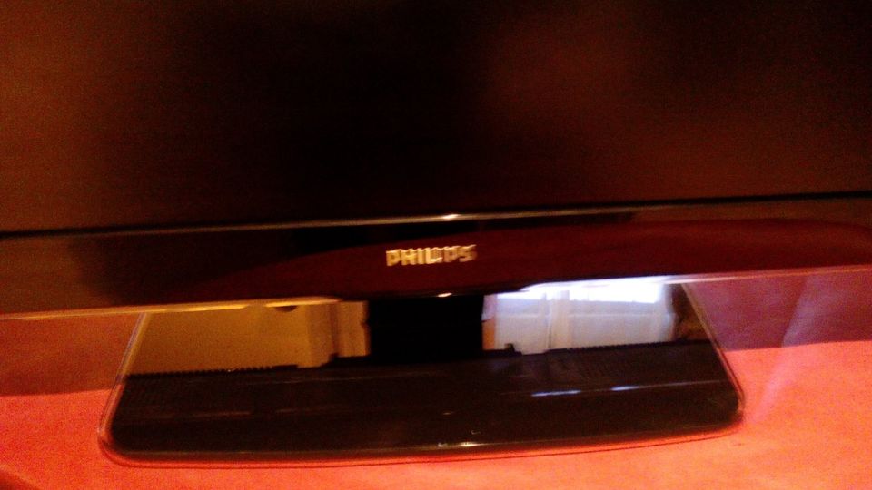 Hallo möchte Euch das Philips 32 Zoll gerät Anbieten in Hameln